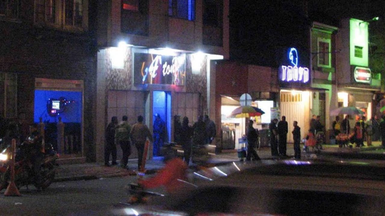 Sex in the club in Bogota