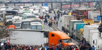 Paro Camioneros, Truck strike