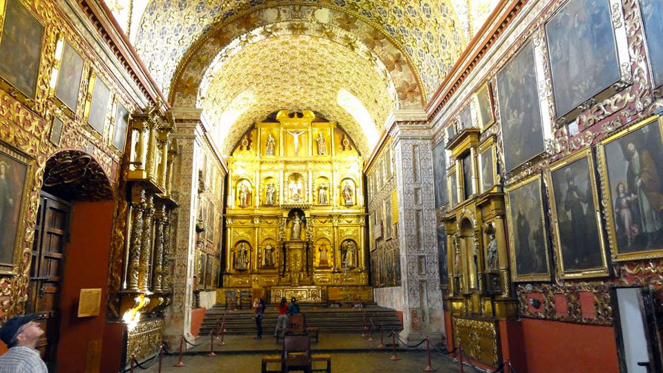 Iglesia Museo de Santa Clara, Bogotá churches