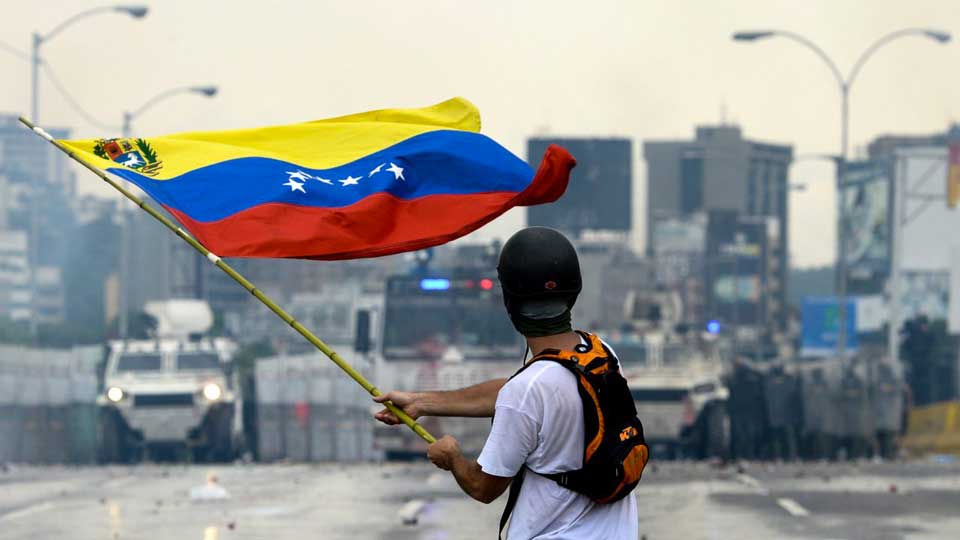 Venezuelan crisis, Venezuela Colombia