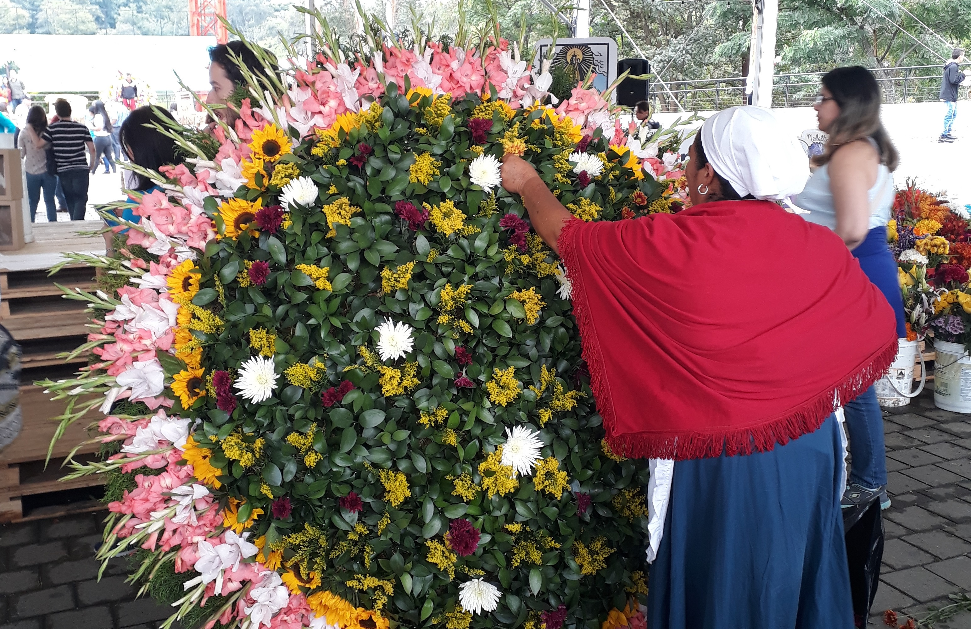 Medellín blooms into festival of flowers