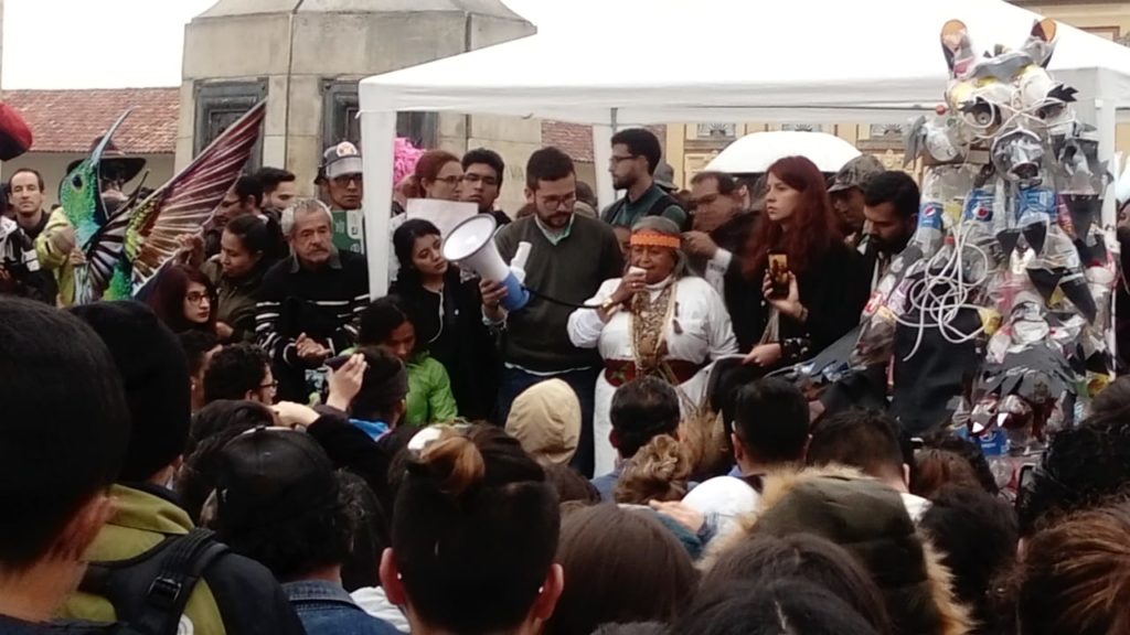 Muisca leader calls for environmental action at the climate strike in Bogotá. 