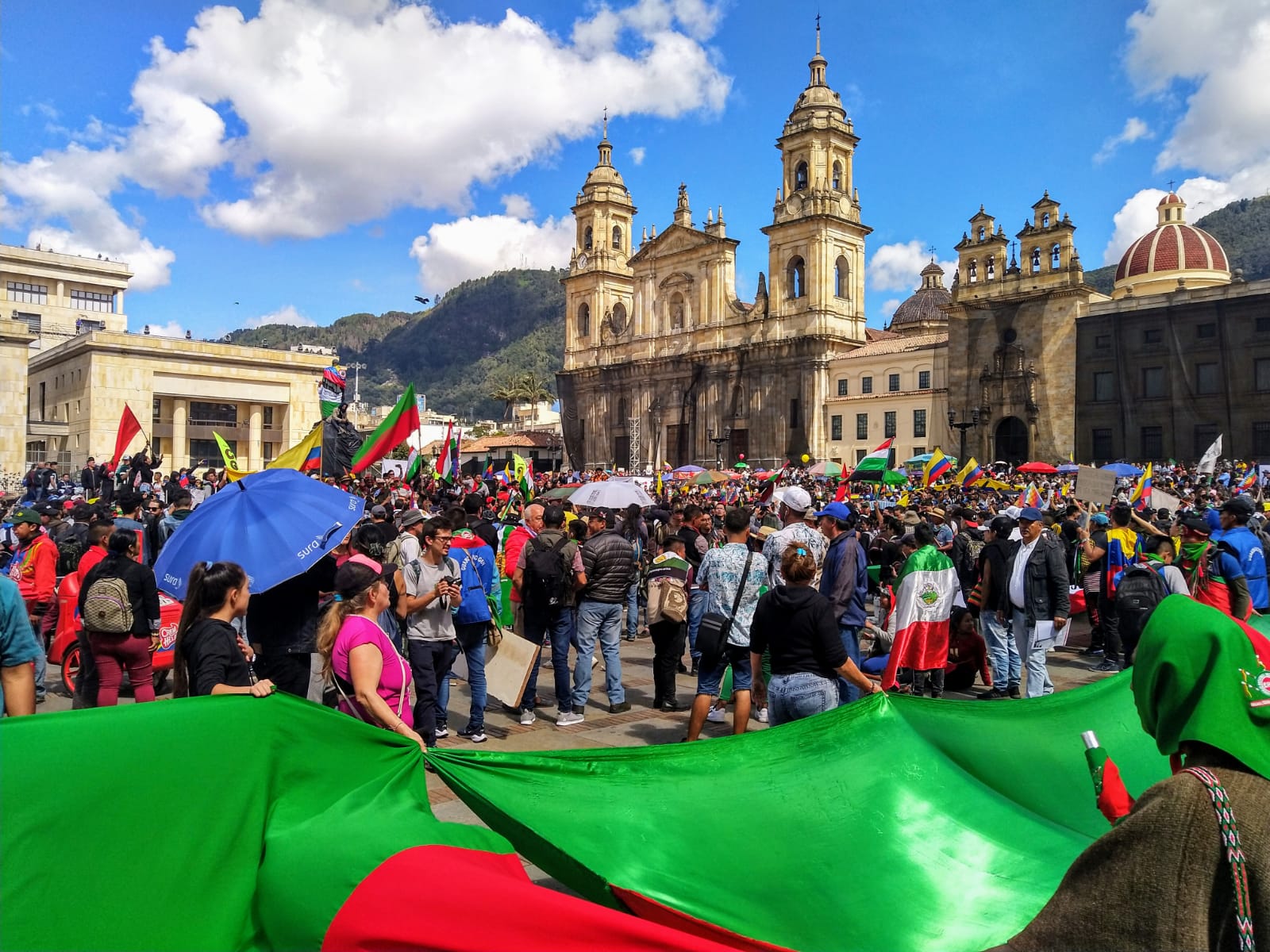 Guardia Indígena join Bogotá marches