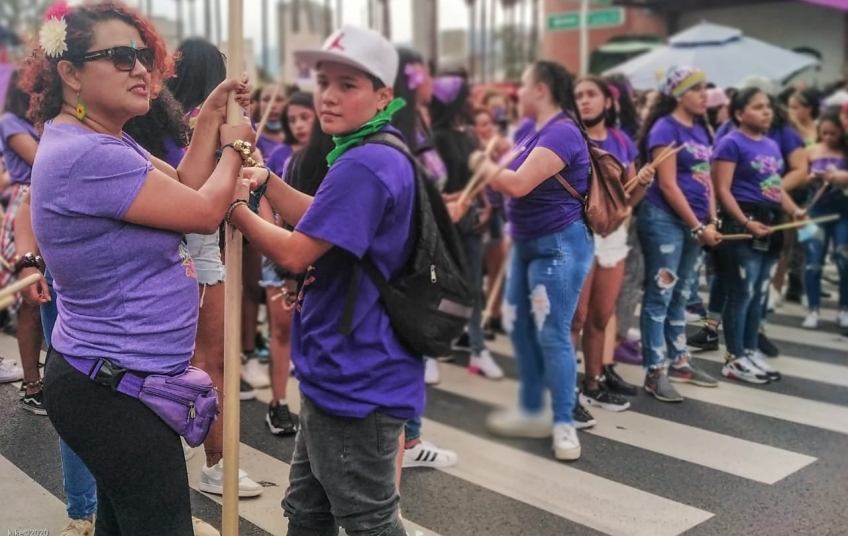 Protestors campaign against violence against women. Photo: Observatorio Feminicidios Colombia