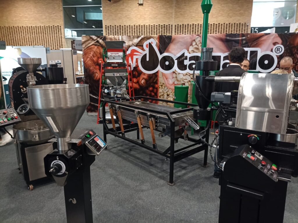 Cafés de Colombia Expo 2023 also features industrial machinery