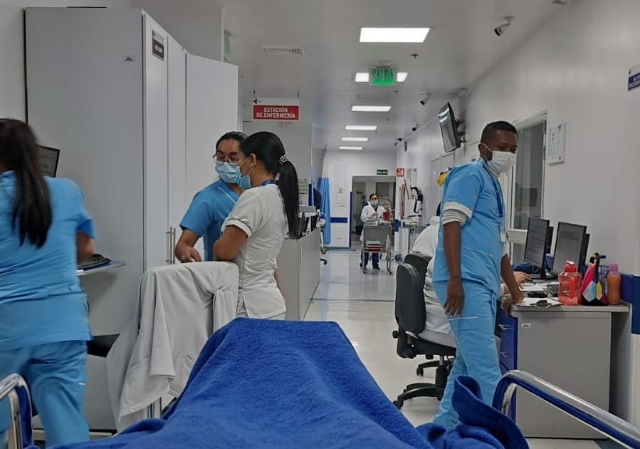 A hospital in Colombia to illustrate the health reform collapse