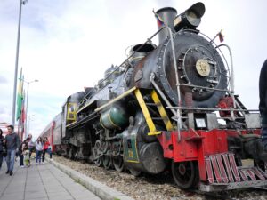 Historic steam train on the tourist route to Zipaquirá