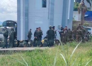 Troops arriving in Cauca Friday.
